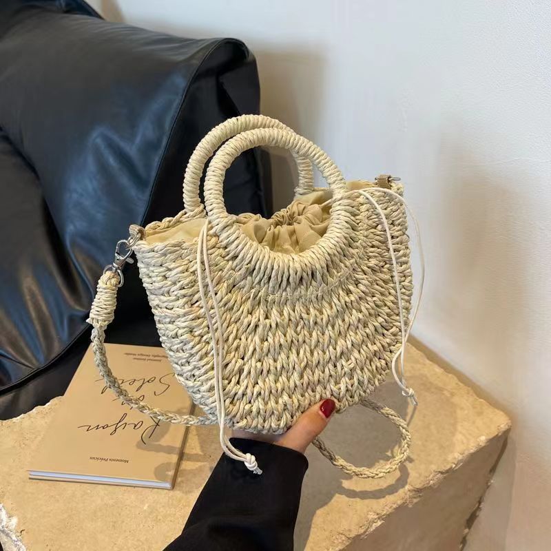 Raffia Bloom Bag